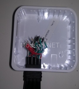 Trimed USB leads inserted into existing USB hole